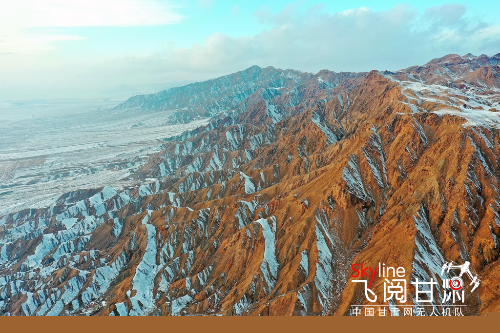 【飛閱甘肅】張掖甘州：雪扮合黎山 今朝更好看