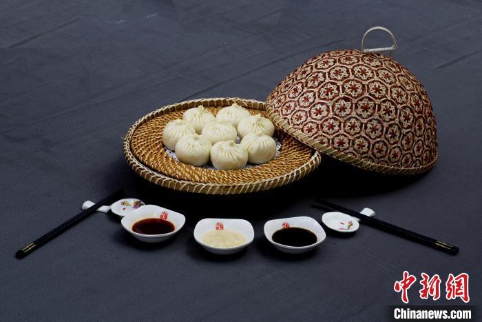 圖為甘肅臨夏回族自治州美味——河州包子。(資料圖) 臨夏州委宣傳部供圖